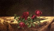 Martin Johnson Heade Roses Lying on Gold Velvet Spain oil painting reproduction